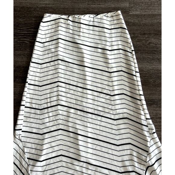 EUC Theory 100% Silk Vivridge Bevel Stripe High-Low Midi Skirt Sz 4 Ivory Black - Picture 11 of 14